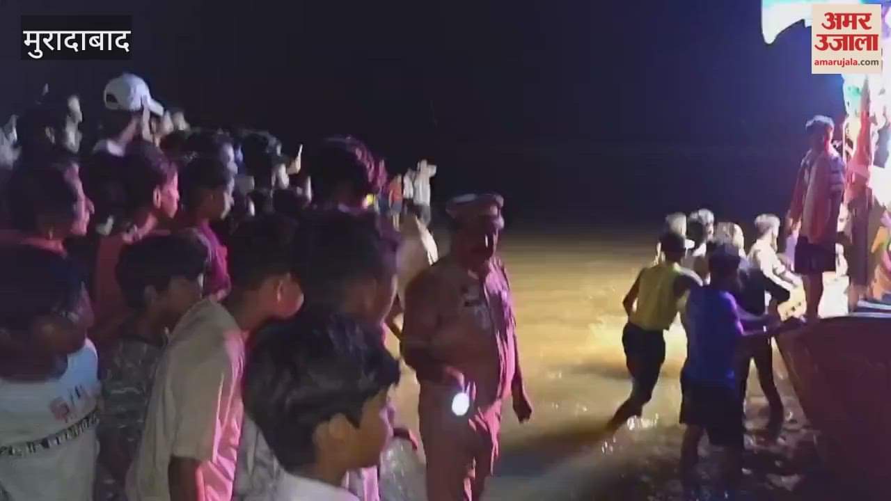 theatrical performance depicting the scene of Keval, the boatman, ferrying Rama, Lakshmana, and Sita across the Ramganga River