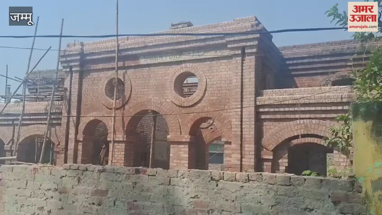 RS Pura railway station to become heritage site, SDM and departmental officials inspected
