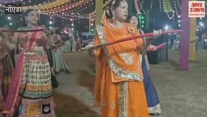 Noida Sector 151 organized Dandiya Night with swords