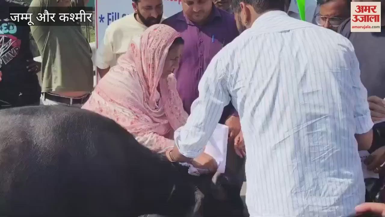 The protest continued for 12 days, with no doctors; people protested at Madi Hospital.