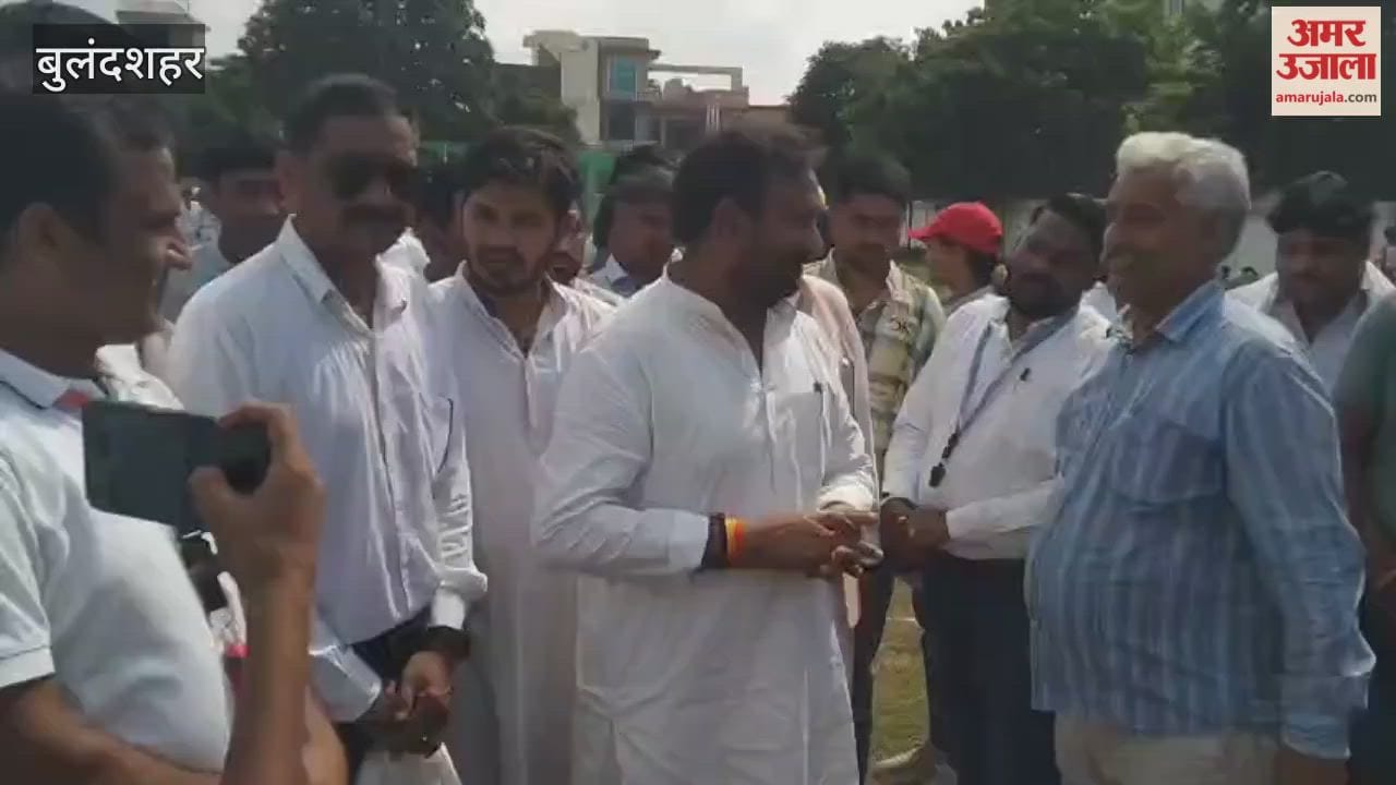 MP Bhola Singh introduces himself to the participants of the MP Sports Competition at Yamunapuram Stadium in Bulandshahr