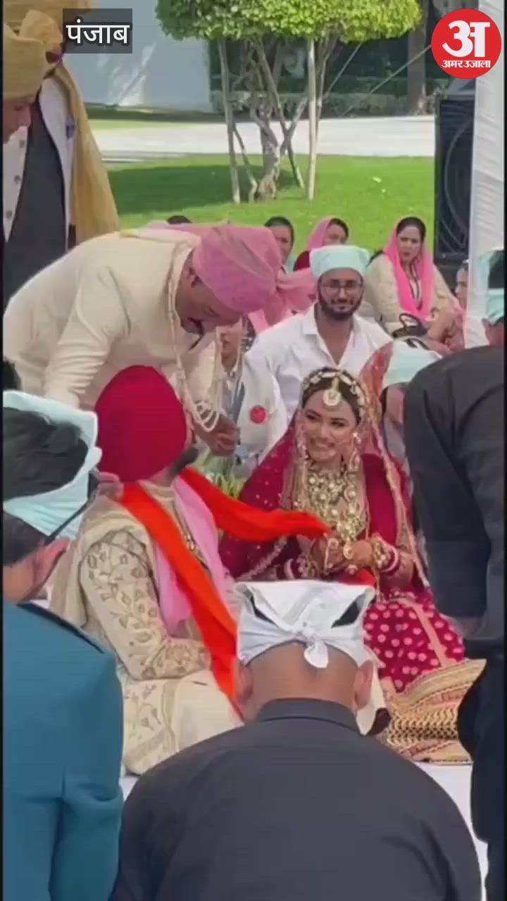 पंजाब के अमृतसर में क्रिकेटर अभिषेक शर्मा की बहन कोमल की शादी, भाई को किया मिस – Wedding Ceremony For Cricketer Abhishek Sharma’s Sister, Komal, Took Place In Amritsar, Punjab; He Missed The Event As He Was Unable To Attend.