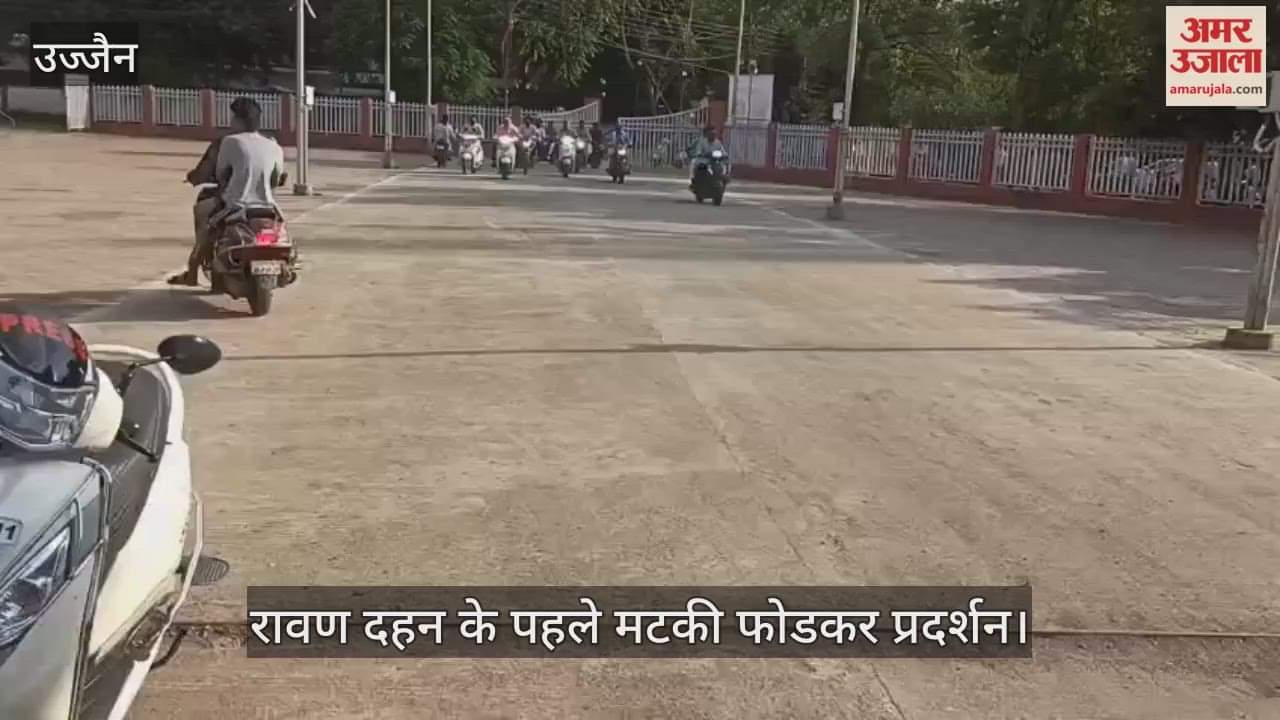 Brahmin community protests Ravana Dahan, breaks black pots in front of effigy