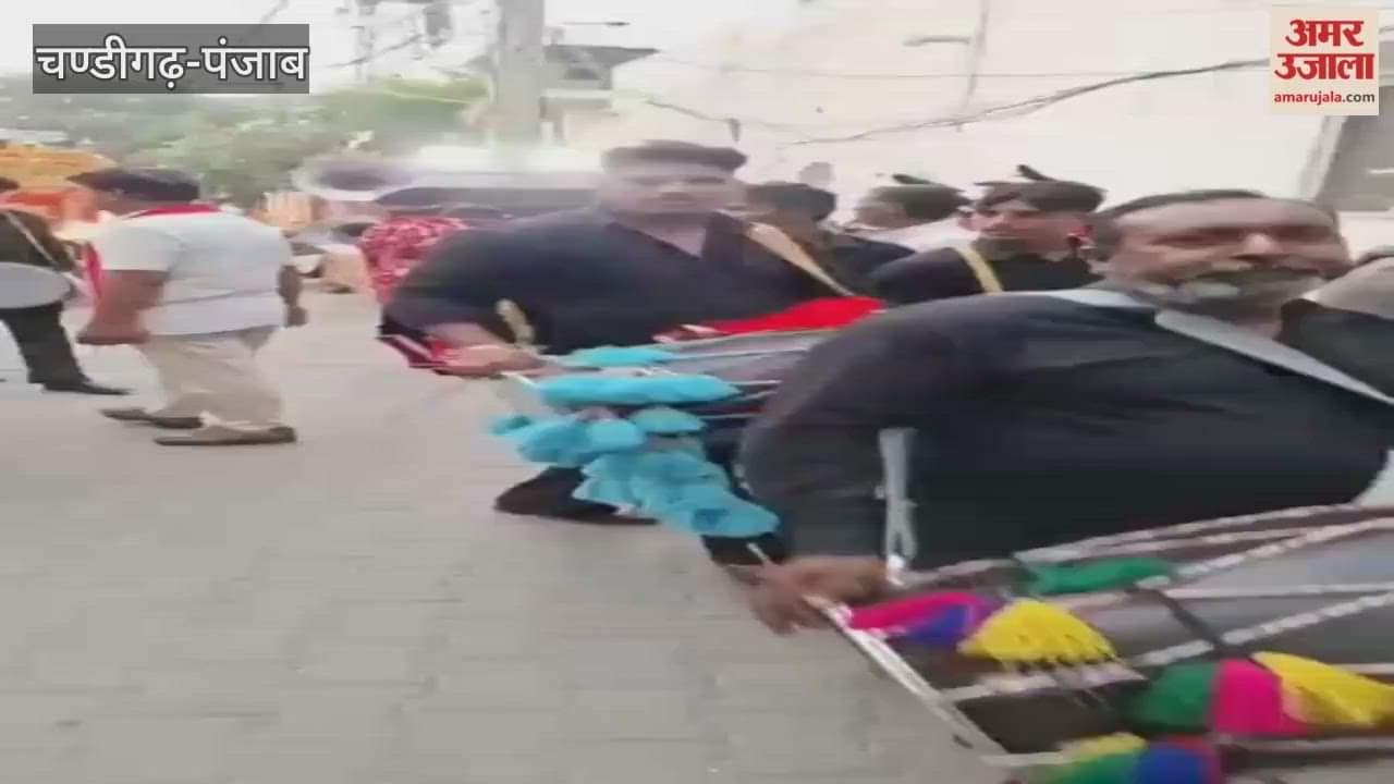 Ramlila Committee took out a procession in Firozpur city.