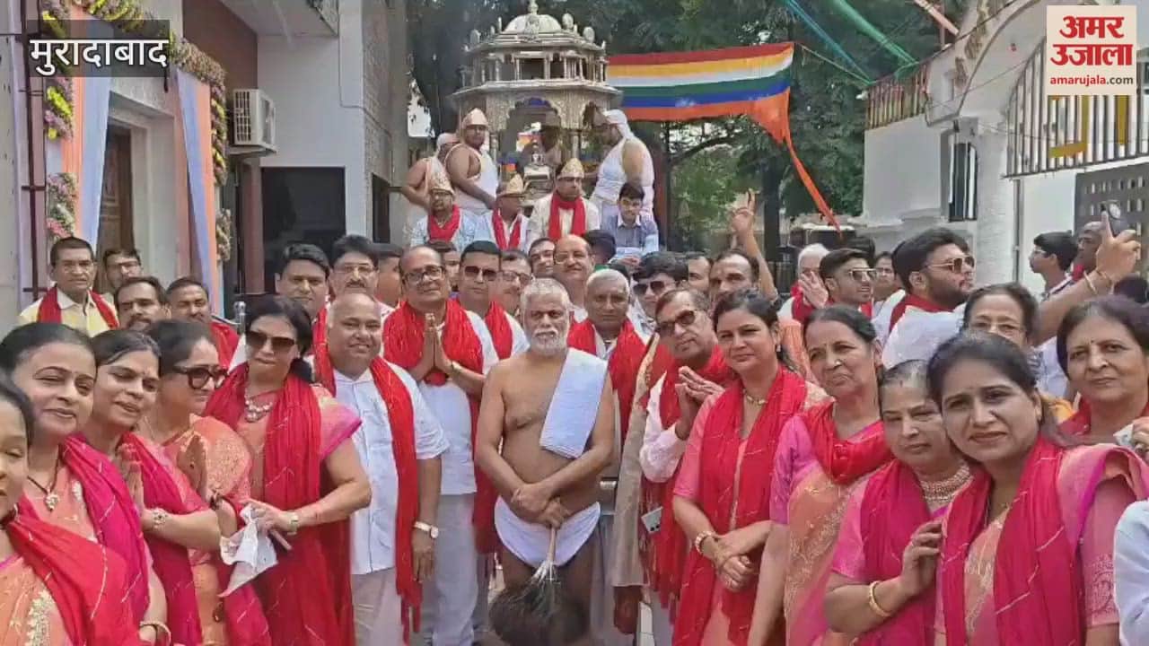 grand chariot procession was held from the Ramganga Vihar Jain Temple