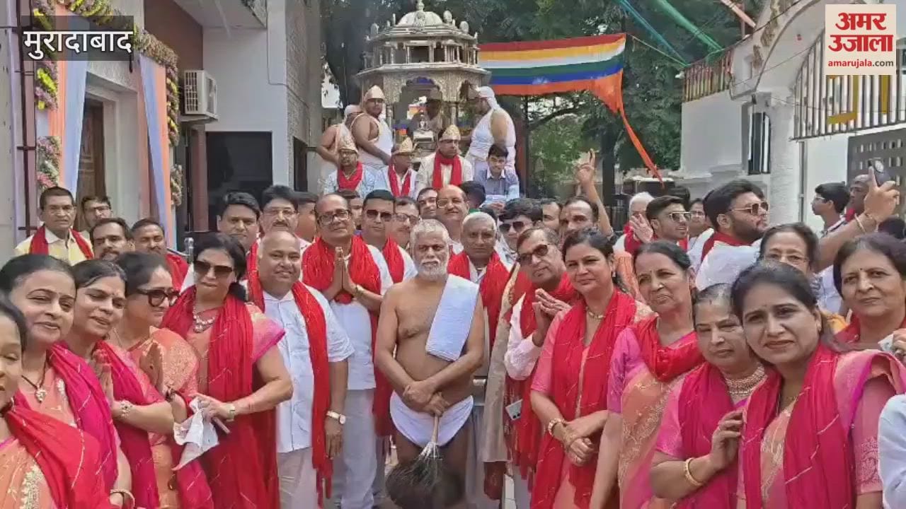 grand chariot procession was held from the Ramganga Vihar Jain Temple