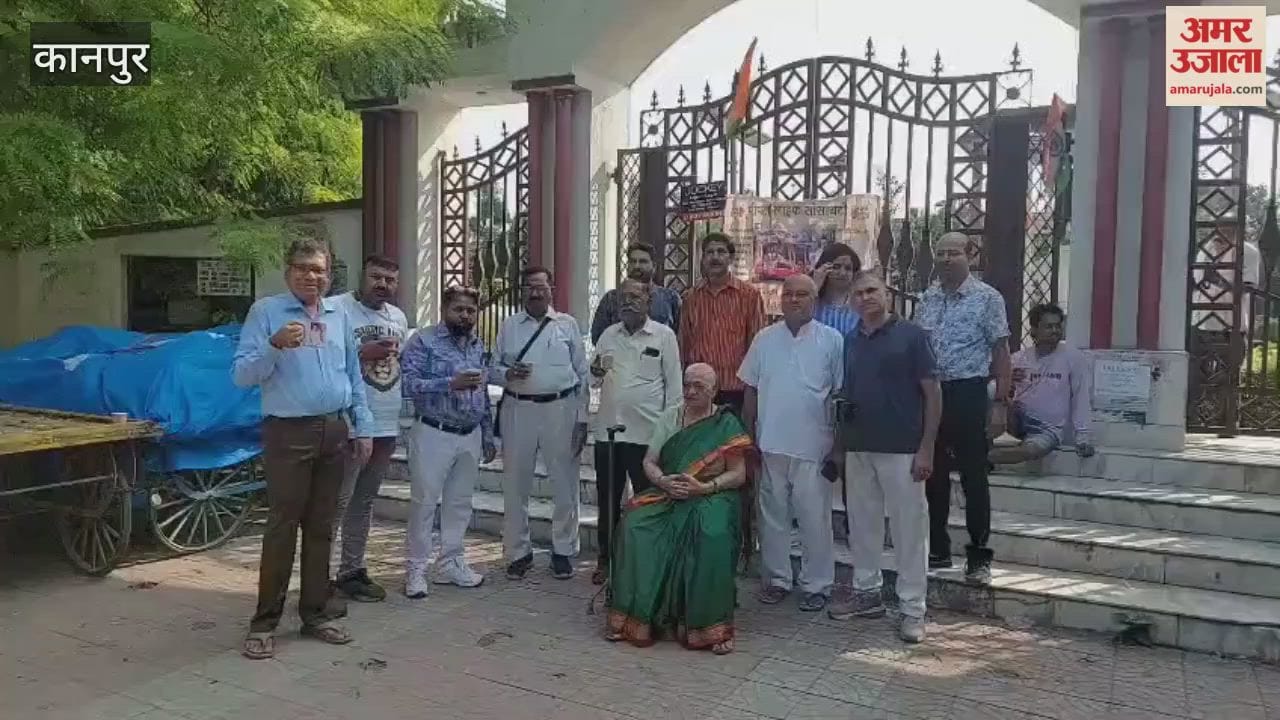 Senior citizens were honored and told about the usefulness of the decoction