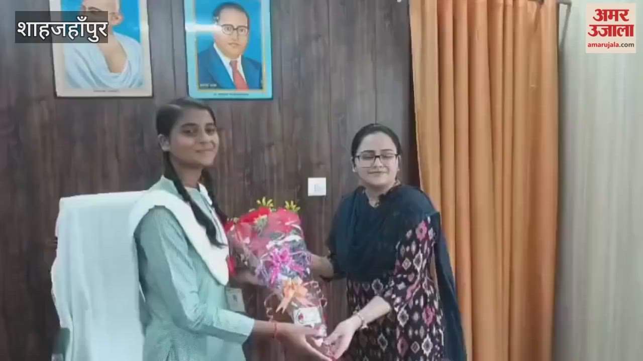12th-grade student became the SDM for a day in Powayan Shahjahanpur