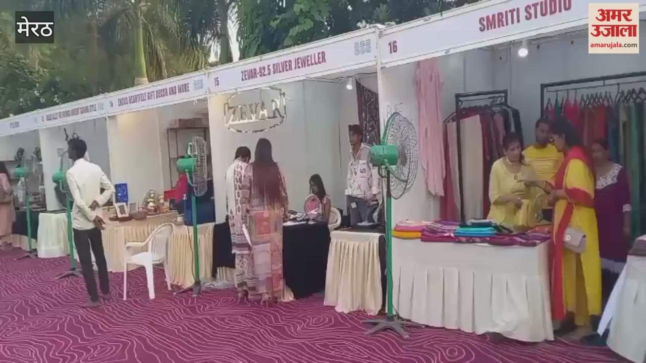 Meerut: Shopping in Diwali Carnival