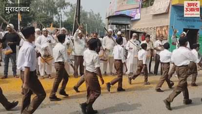RSS march in Gajraula, Muslim community showered flowers