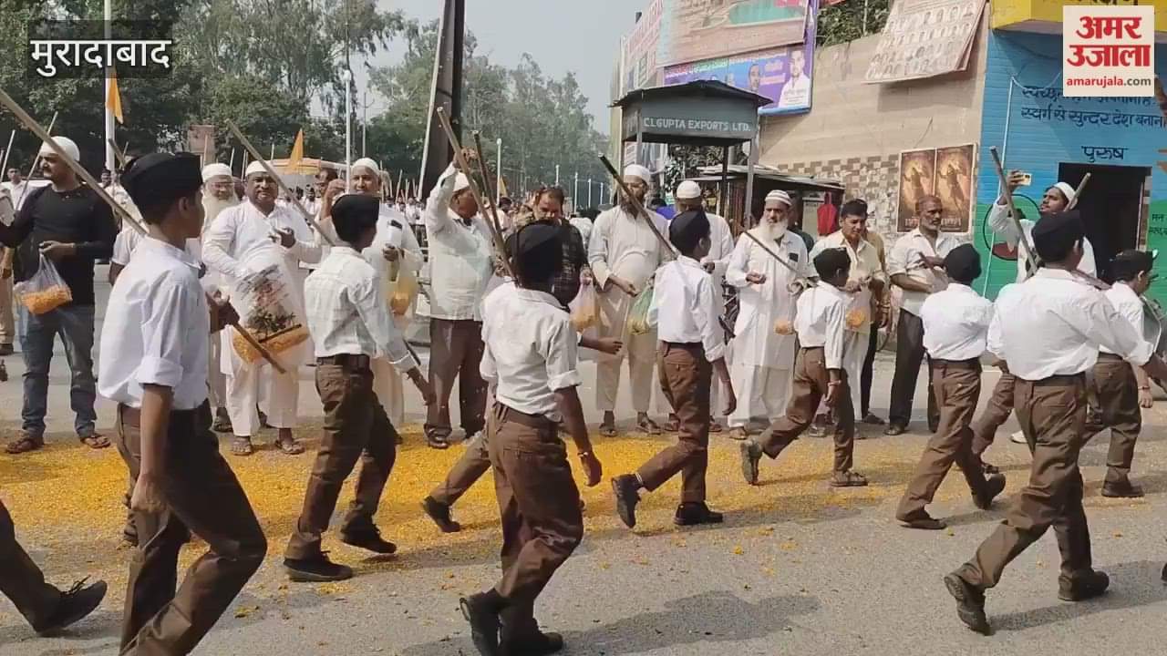 RSS march in Gajraula, Muslim community showered flowers