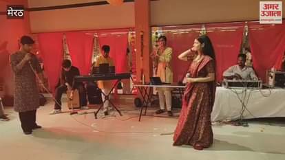 Meerut: Dandiya and Garba Night organized