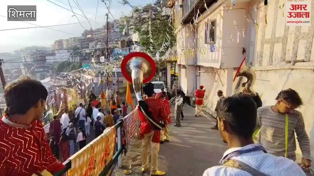 Shimla Evening procession taken out from Shri Valmiki Temple with drums and trumpets