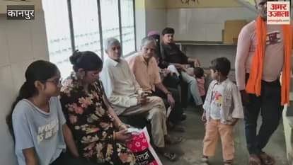 Doctors arrived late at the Jan Arogya Mela, leaving patients waiting