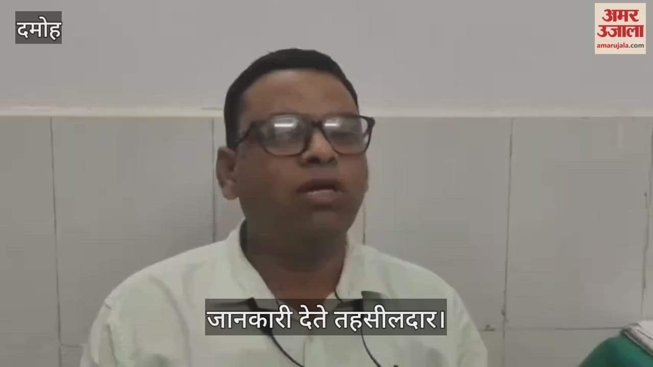 A young woman died and another girl was injured when a mine collapsed while digging soil