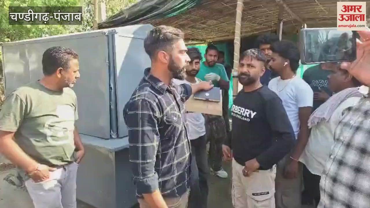 Ferozepur Municipal Council removes illegal kiosks