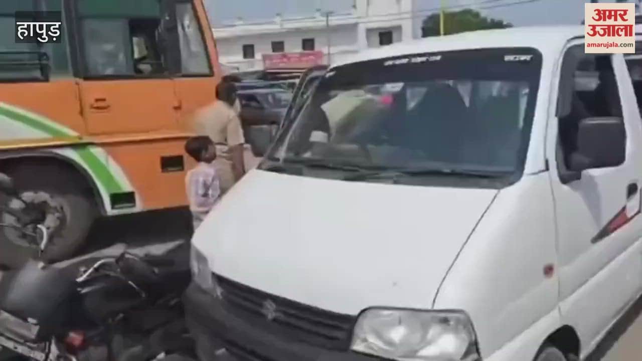 video of fight in hapur viral on social media