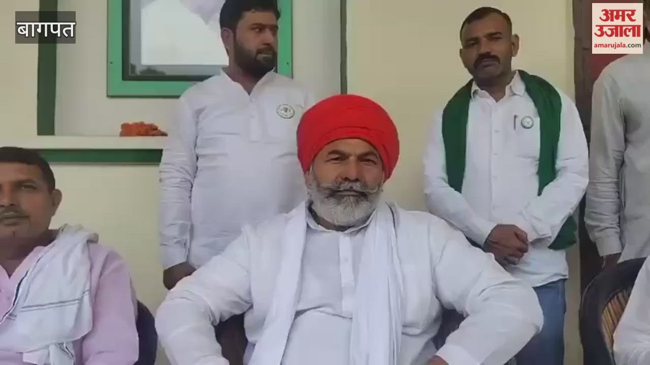 BKU spokesperson Rakesh Tikait made a big statement regarding the poster controversy, saying that bhajan and food are best in solitude