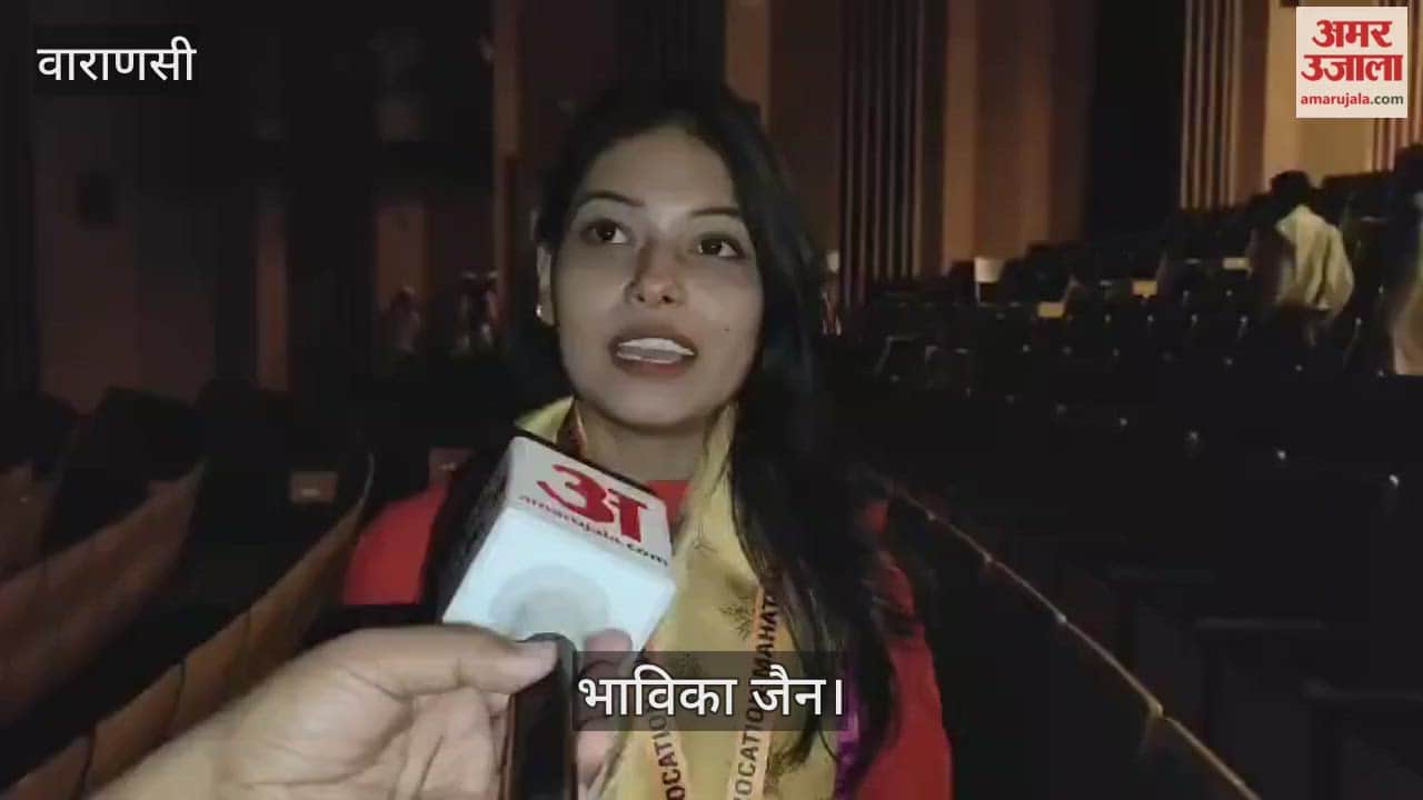 student sang Sohar at convocation of Mahatma Gandhi Kashi Vidyapeeth