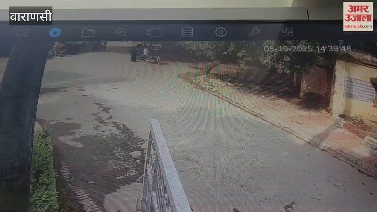 A young man ran away with his bike from the parking lot at BHU