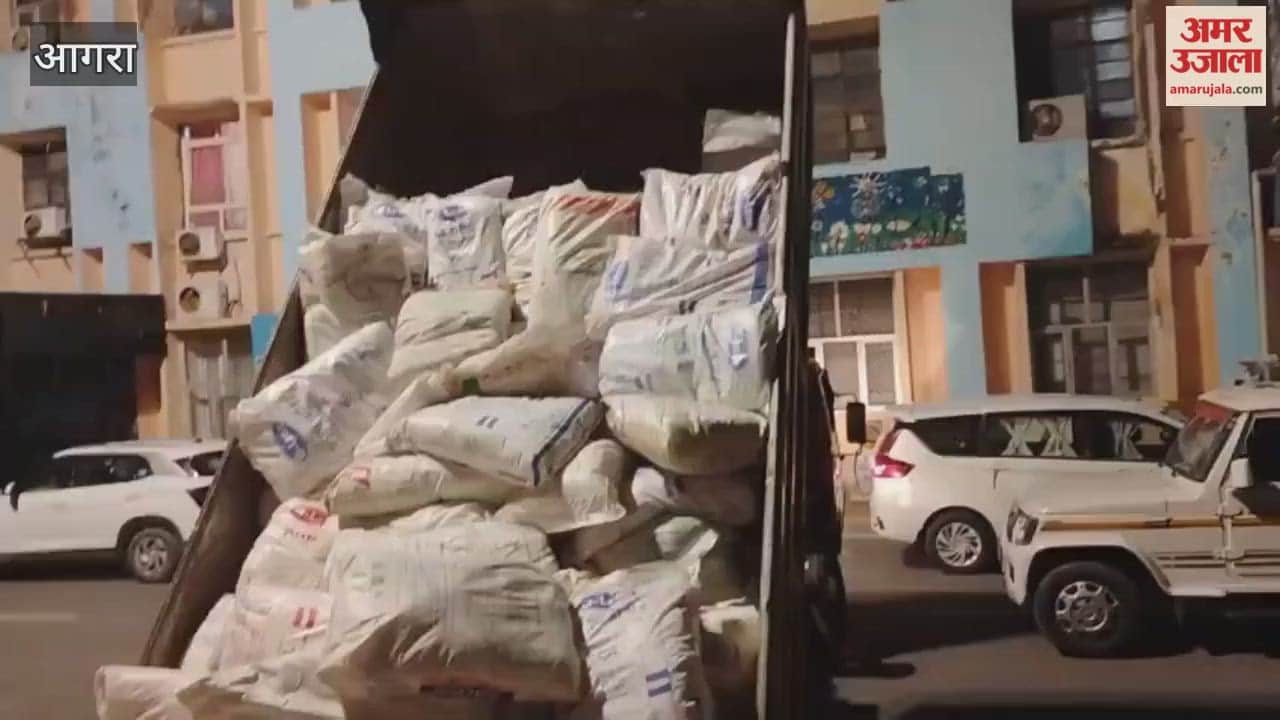 Traders created ruckus after catching polythene