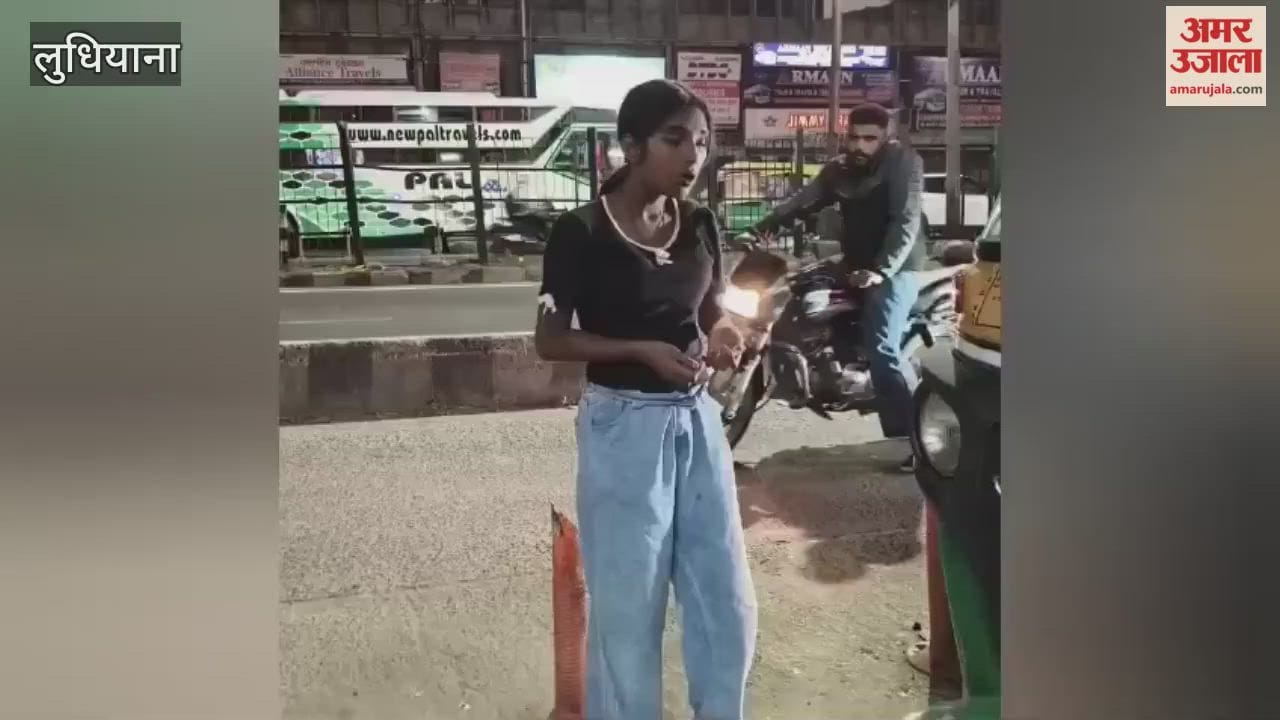 girl was so drunk that she couldn't even walk properly