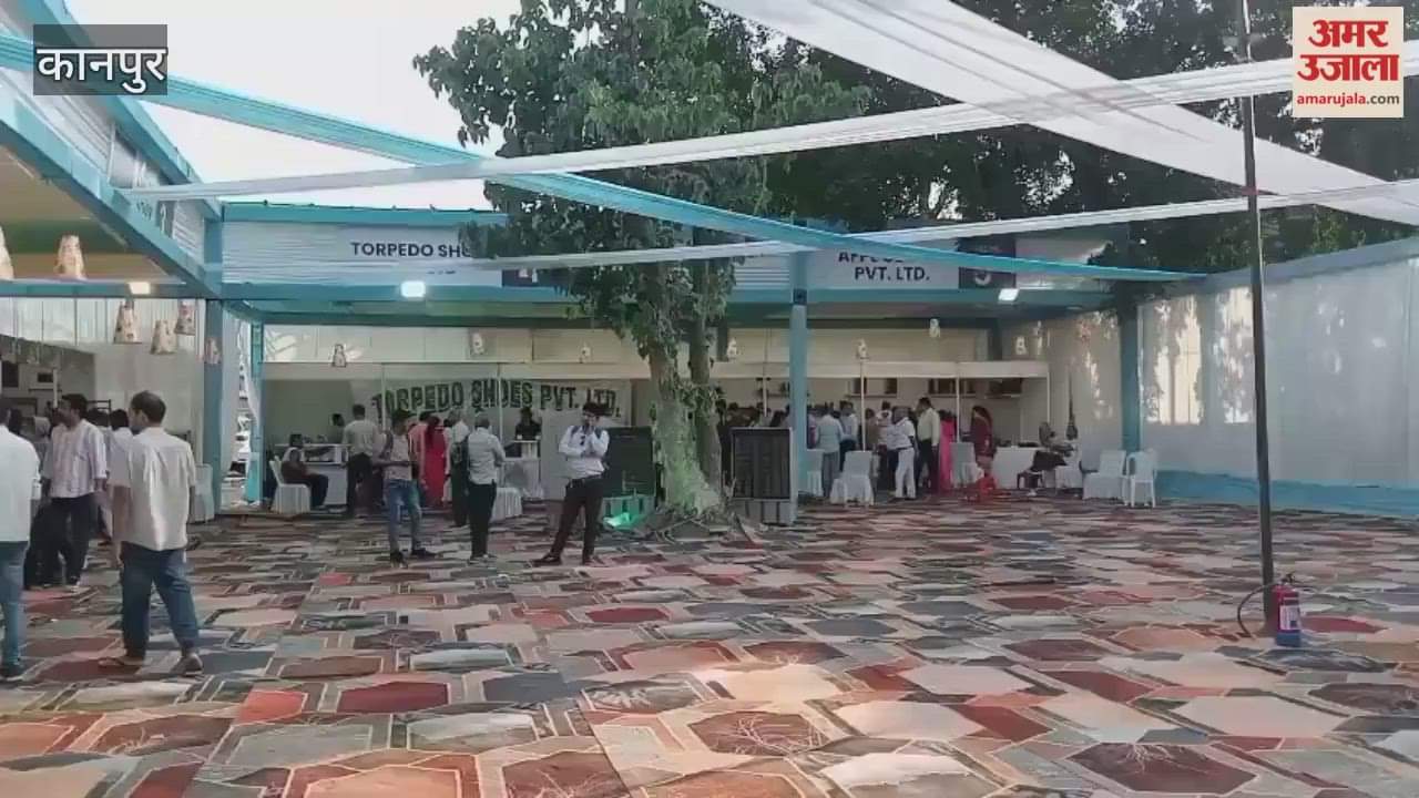 Swadeshi Trade Show begins, with 70 stalls displaying indigenous colors