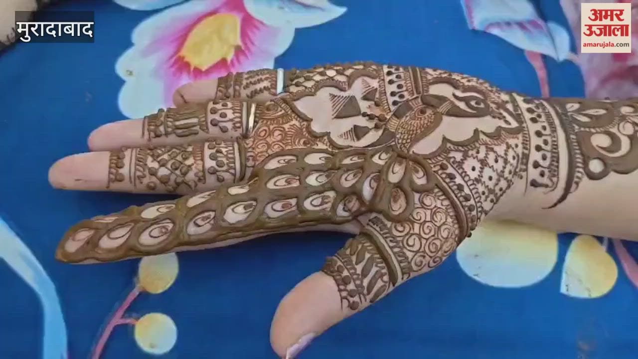 Crowds thronged Moradabad markets on Karwa Chauth, with women applying mehndi and purchasing puja items