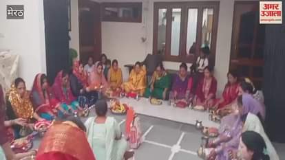 Meerut: Women worshiped on Karva Chauth