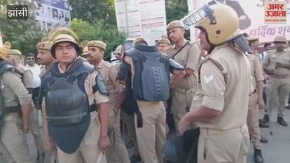 Video: Bundelkhand University turns into a police camp, police force arrives to quell ABVP uproar