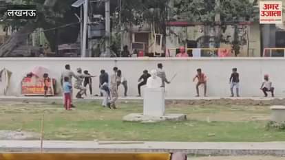 VIDEO : अयोध्या में युवक को उल्टा करके पीटा, नगर आयुक्त ने दिए जांच के आदेश