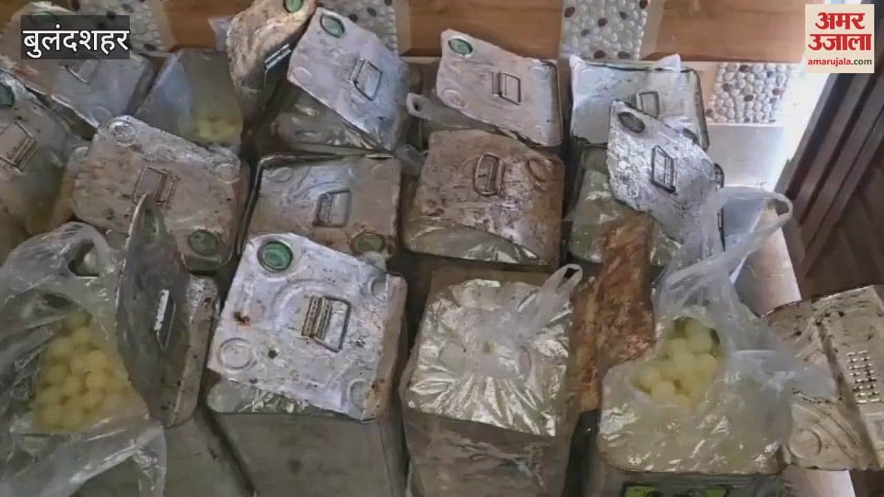 Food Safety Department conducts live raid in Bulandshahr... Around 30 quintals of starchy rasgullas recovered