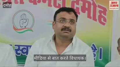 Damoh News: Congress leader reaches Sataria in connection with foot washing case