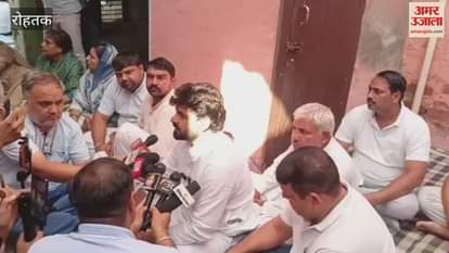 Rohtak ASI Sandeep Lathar commits suicide; a delegation led by Haryana BJP State Organization General Secretary Phanindra Nath Sharma reached out to the family