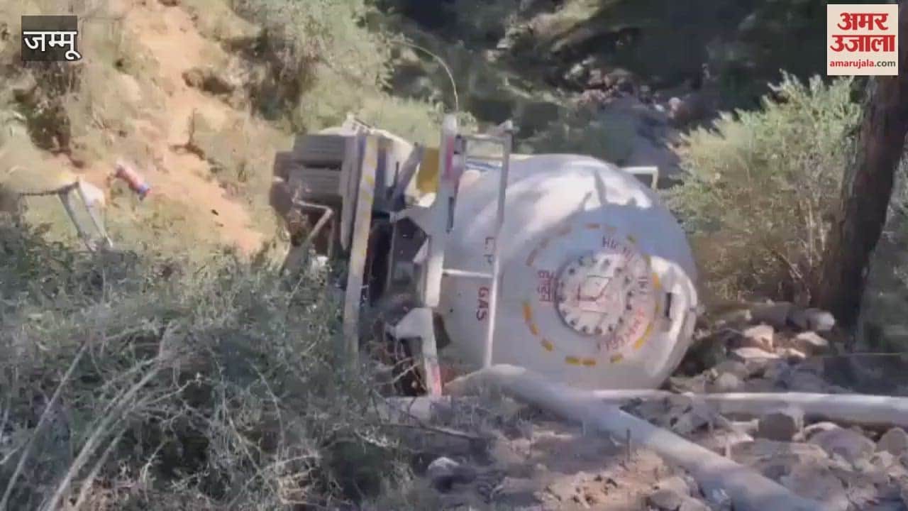 Gas shifting underway amid security measures after tanker accident, road closed