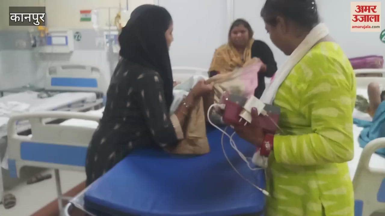 family burned in the fire in Sen West Para is in critical condition and has been referred to KGMU