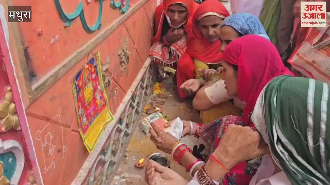 large number of childless couples will gather to bathe in Radha Kund On Ahoi Ashtami