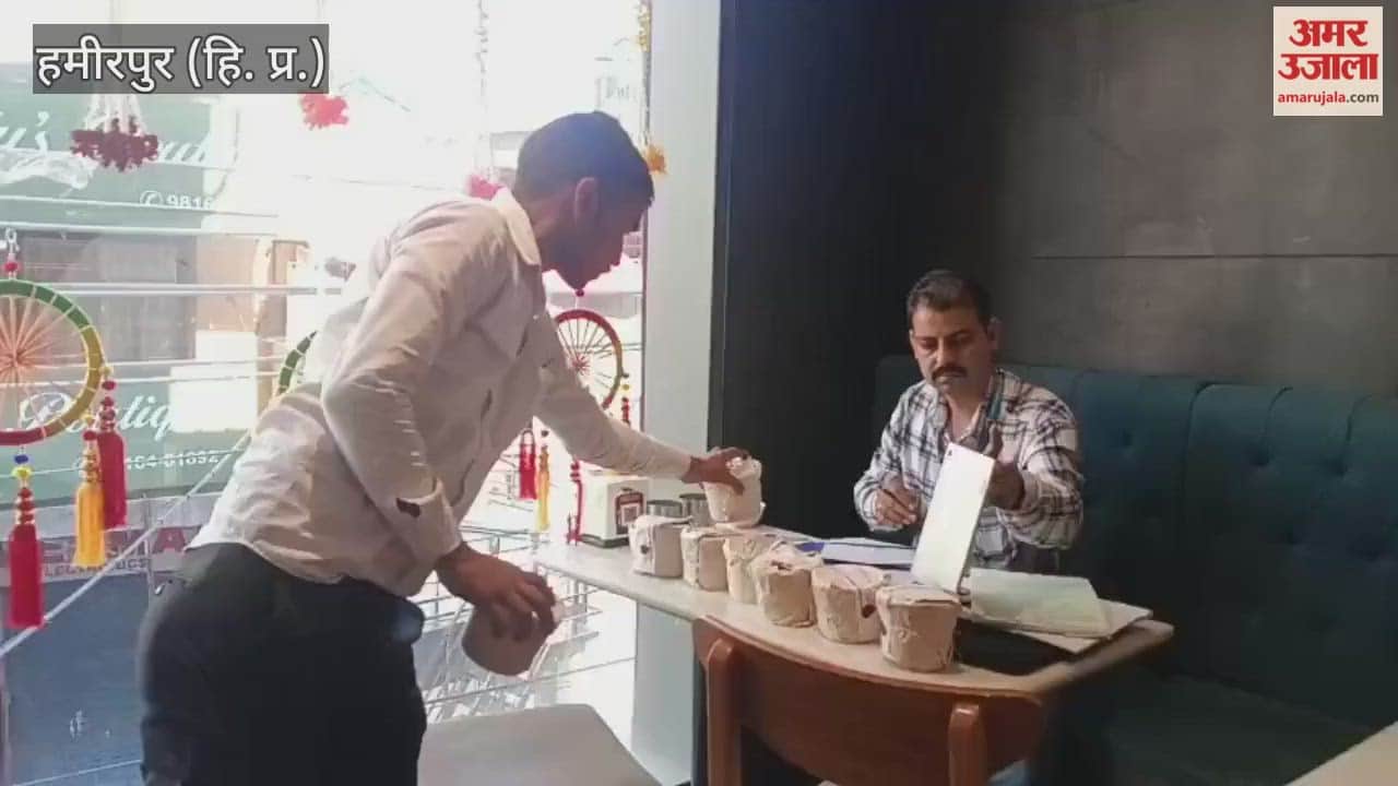 Hamirpur Food Safety Department team collected samples of 11 sweets in Hamirpur market