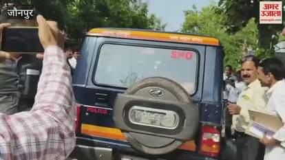 Social worker arrives with petrol in front of DM office VIDEO