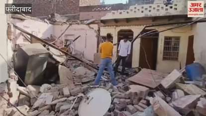 Roof of house blown off due to gas cylinder explosion in Faridabad and three women and a child injured