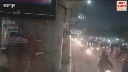 Kanpur: Barricades have been put up for tempos and e-rickshaws due to traffic jams on the Rawatpur GT Road