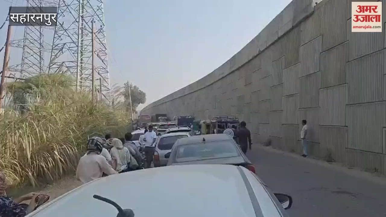 Saharanpur: Trucks excel breaks, road jam for hours