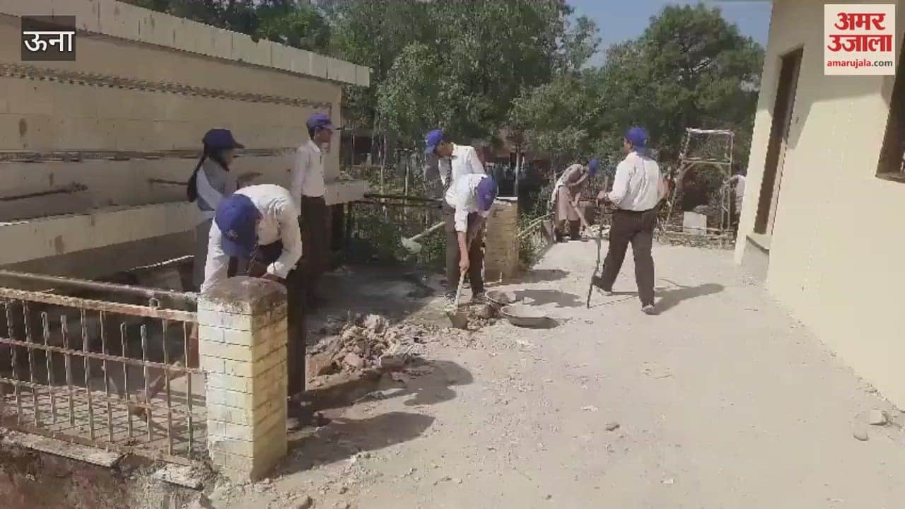 One day NSS camp organized in Bharwain School