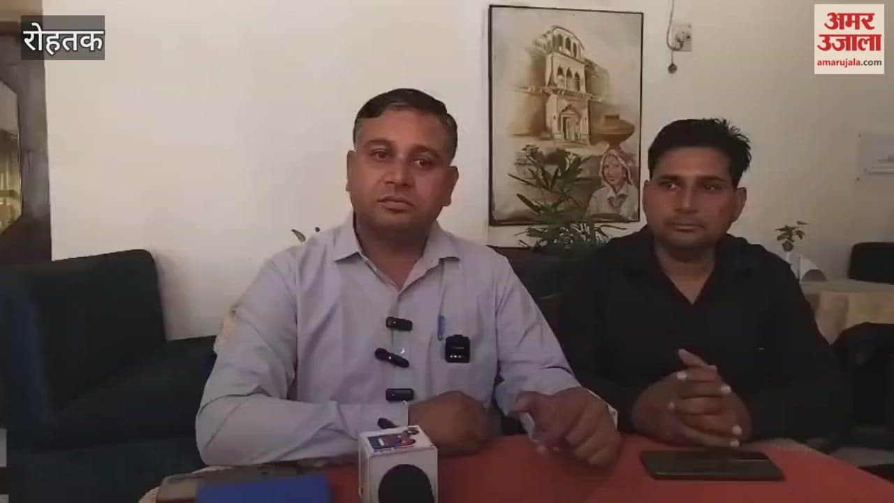 Surendra Panchal, president of Bharat Vikas Morcha in Rohtak, said, "There should be an impartial investigation into the death of ADGP M C."