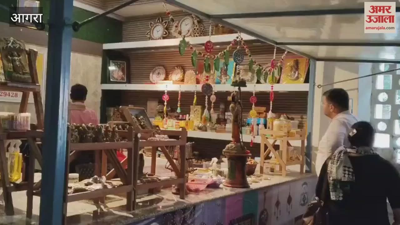 Diwali Special: Ram Darbar Idols Made of Cow Dung and Ayodhya Soil Now on Sale in Agra