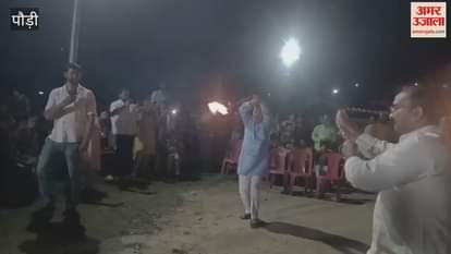 Diwali 2025: RSS volunteers organised a Diwali get-together in Srinagar by playing Bhailo