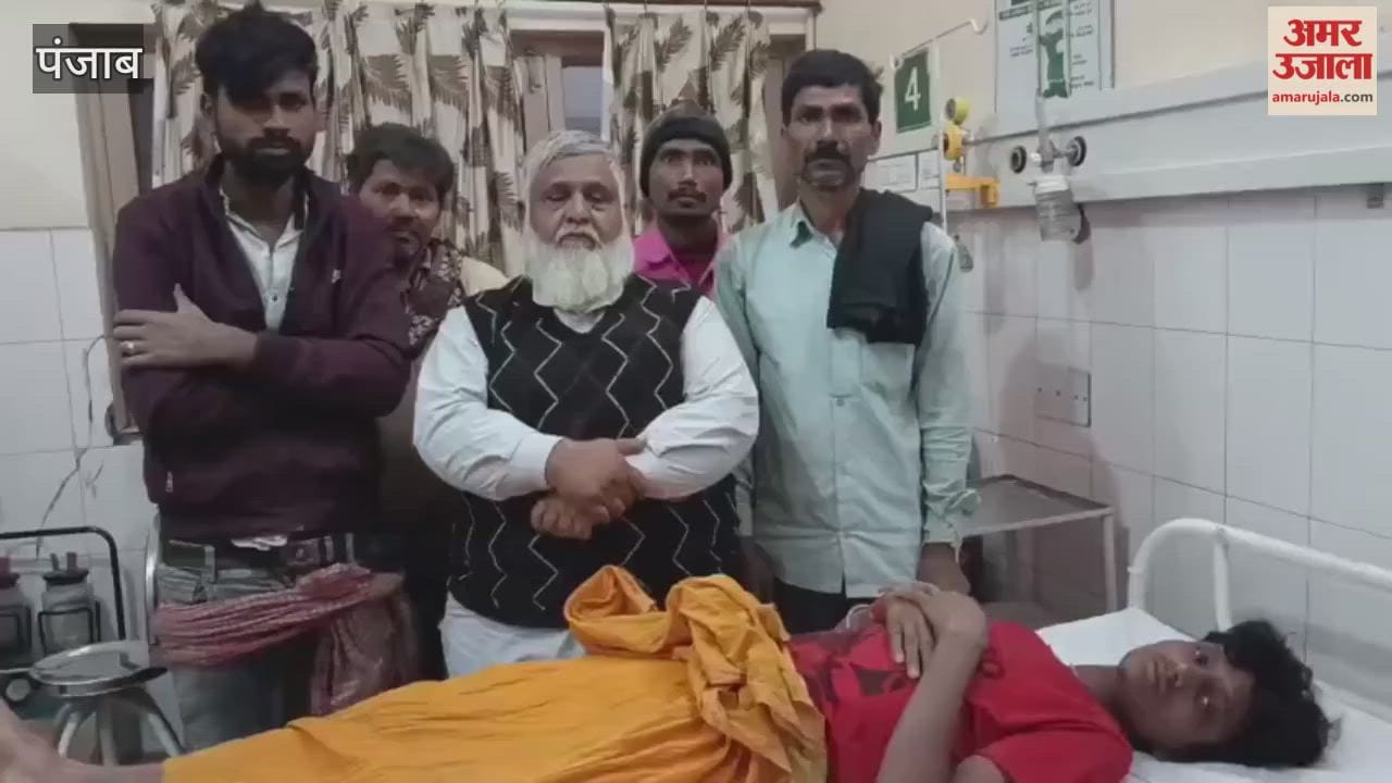 Three robbers attacked young men returning from work in Phagwara and snatched their cash.
