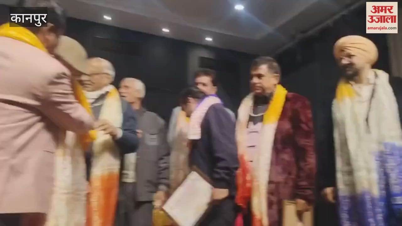 Kanpur Textile Committee Members Honored