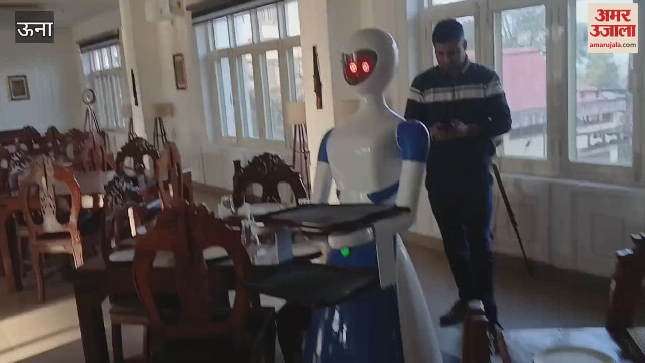 Una A high-tech initiative in the city of Maa Chintpurni robots are serving guests at Lord Studio Inn restaurant