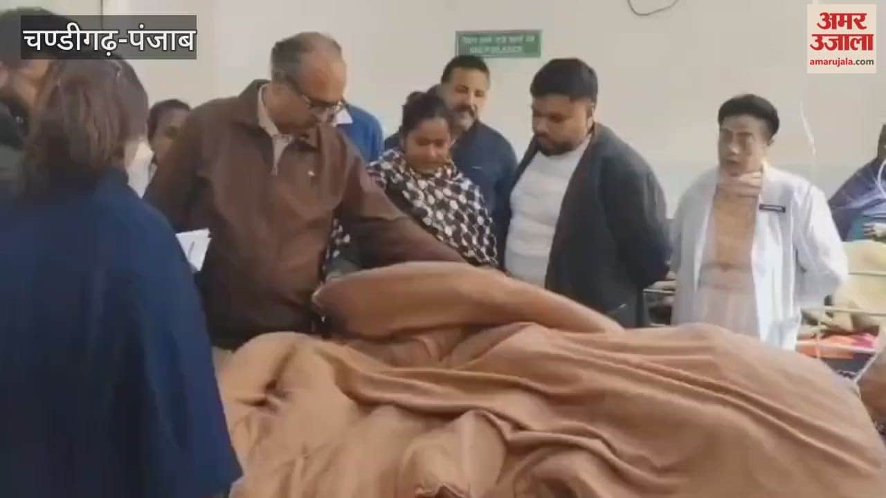 The Civil Surgeon of Firozpur visited the civil hospital.